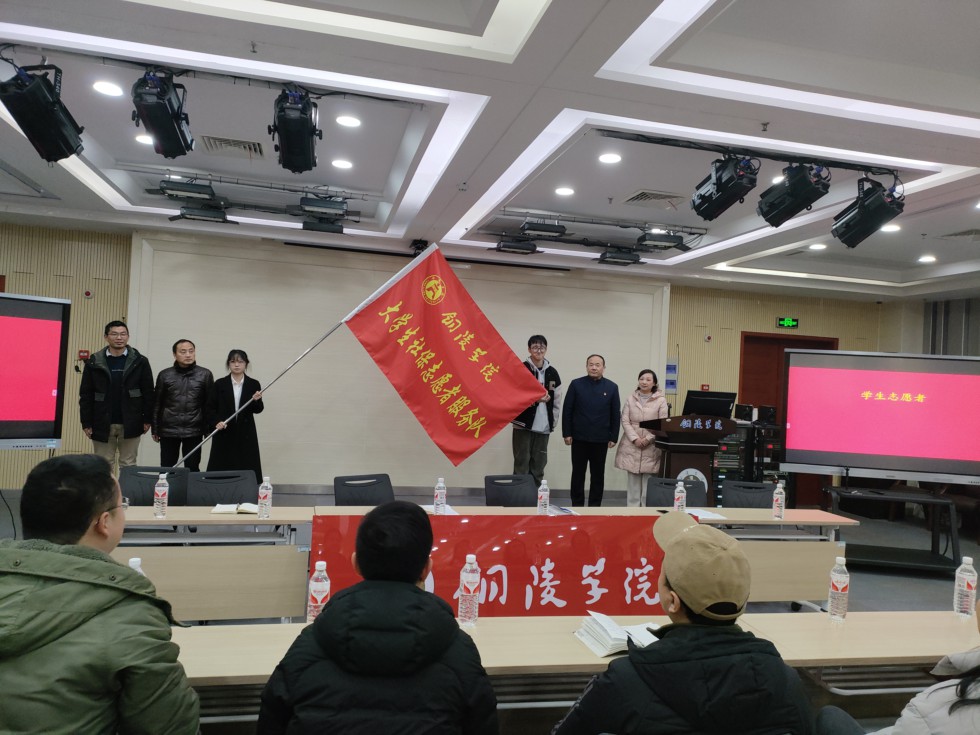 05.市人社局：市社保中心“堡民?”黨建品牌行動.jpg